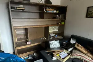 Diskrete Räumung einer stark überfüllten Wohnung